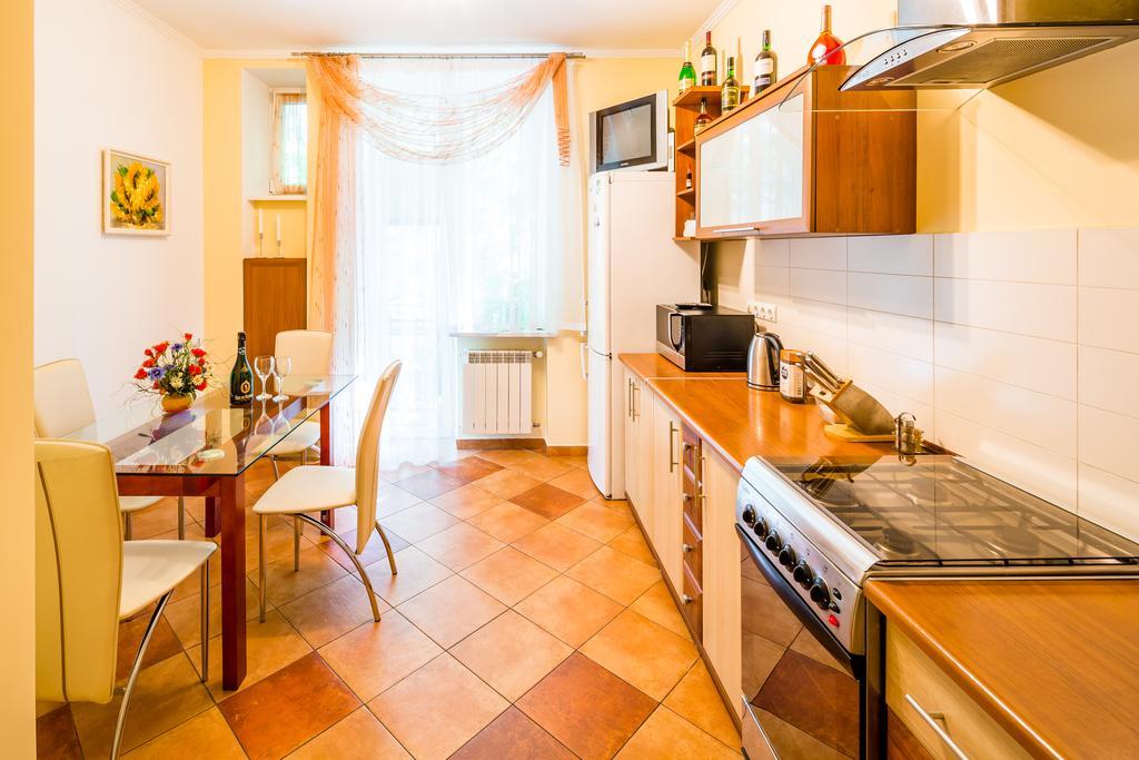 Apartment On Arkhipenka With Panorama View Lviv Dış mekan fotoğraf