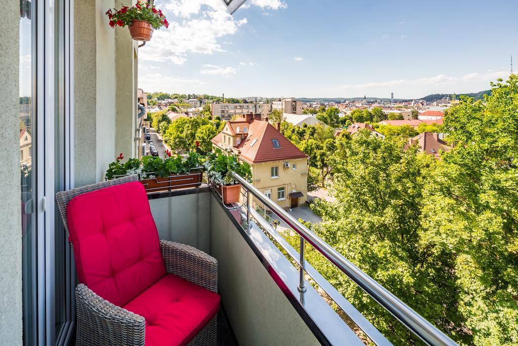 Apartment On Arkhipenka With Panorama View Lviv Dış mekan fotoğraf
