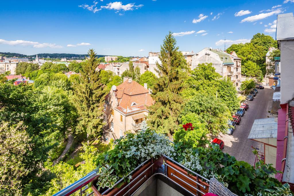 Apartment On Arkhipenka With Panorama View Lviv Dış mekan fotoğraf
