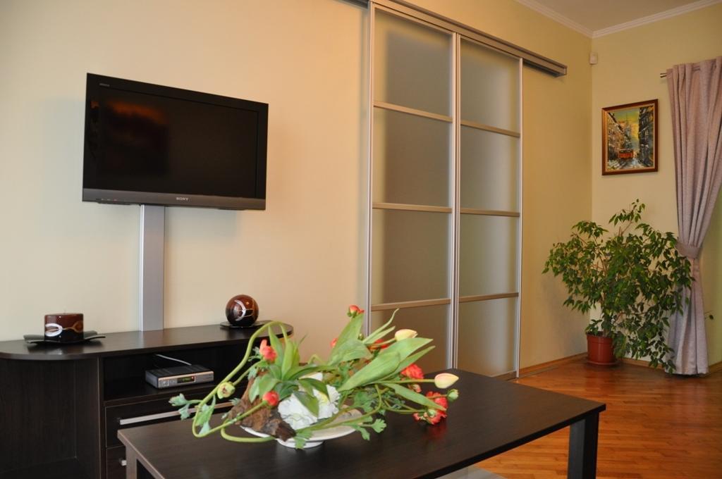 Apartment On Arkhipenka With Panorama View Lviv Oda fotoğraf