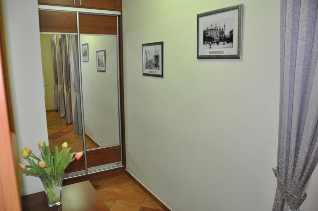 Apartment On Arkhipenka With Panorama View Lviv Oda fotoğraf